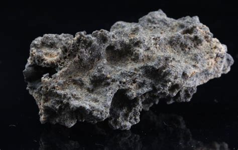 Fulgurite Meanings, Properties and Uses - CrystalStones.com