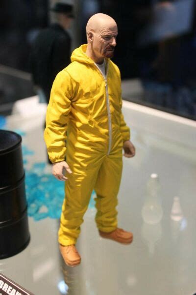 EXCLUSIVE: Breaking Bad: Walter White in Hazmat Suit (Summer 2013) | Figurky a sošky | Fate Gate