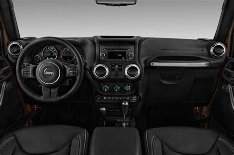 2017 Jeep Wrangler: 158 Interior Photos | U.S. News