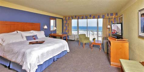 Hampton Inn Virginia Beach-Oceanfront North | Travelzoo