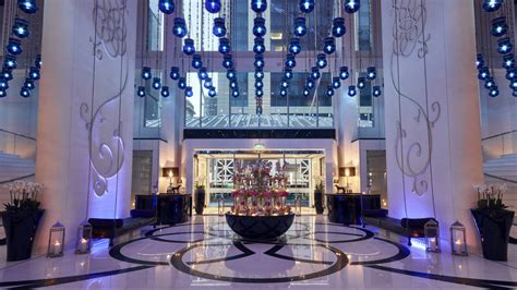 Luxury in Qatar: W Doha Hotel Review