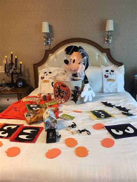 Inside Disney Floral and Gifts Halloween In-Room Celebration – Is It Worth It? | Curious and Cozy