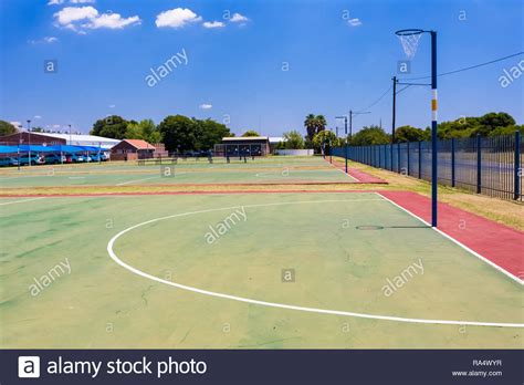 Netball court hi-res stock photography and images - Alamy