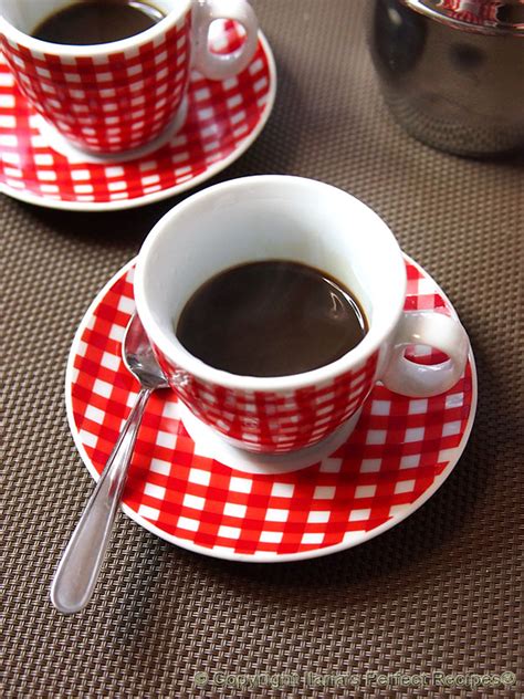 How to make a perfect Italian coffee at home and explanation about coffees you can find at an ...