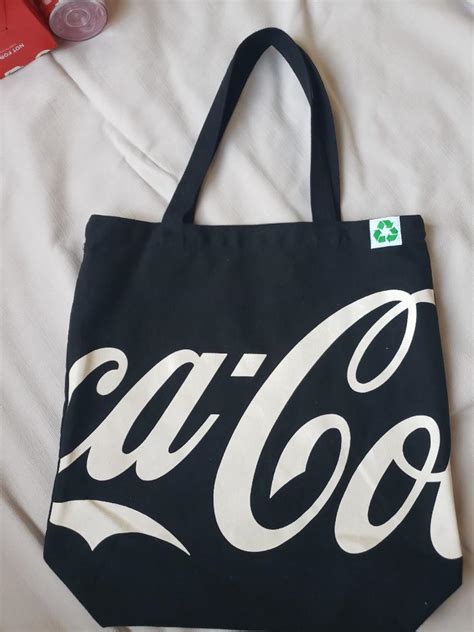 Coca Cola Merchandise Set, Furniture & Home Living, Kitchenware ...