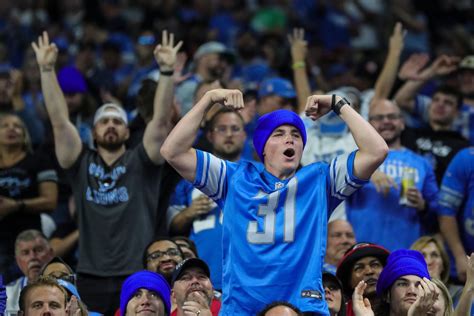 Eminem loves Detroit Lions' dominating win at Ford Field over Carolina Panthers