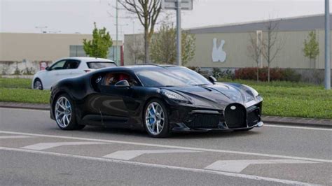 One-Off Bugatti La Voiture Noire Spotted In The Wild For The First Time