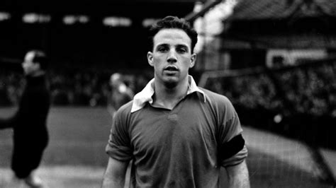 Liverpool legend Ronnie Moran dies aged 83