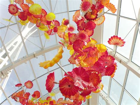 Chihuly Museum - Explore the Beauty of Glass Art