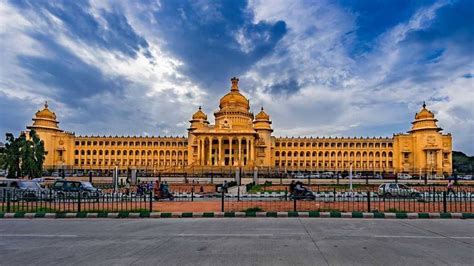 Download Bangalore Vidhana Soudha Wallpaper | Wallpapers.com