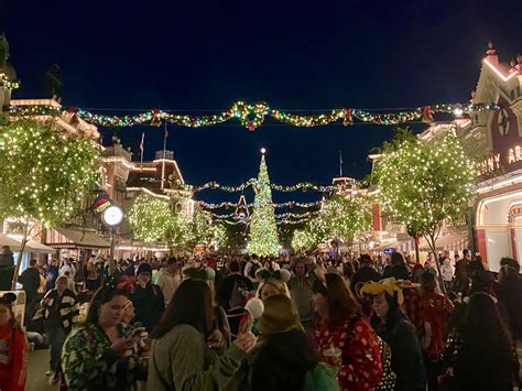 Here's How Disneyland Is Celebrating The 2022 Holidays