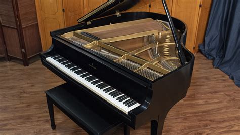 Steinway & Sons Baby Grand Piano Model S For Sale - Online Piano Store