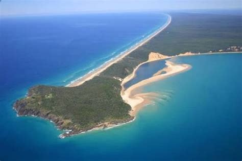 Double Island Point Lighthouse (Cooloola National Park): UPDATED 2020 ...