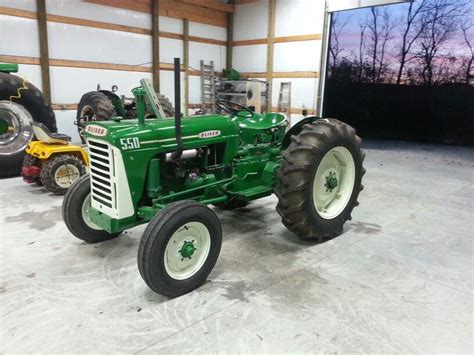 Oliver 550 Tractor