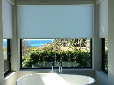 Lutron Sivoia QS Wireless Roller Shades - InSync Solar