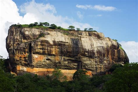 Sigiriya Lion Rock Fortress Stock Image - Image of ceylon, castle: 70852735