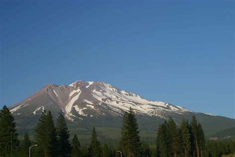 Mt. Shasta Hiking Adventures: 6 Amazing Must-Dos