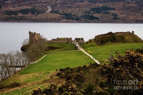 Urquhart Castle Photograph by Diane Macdonald - Fine Art America