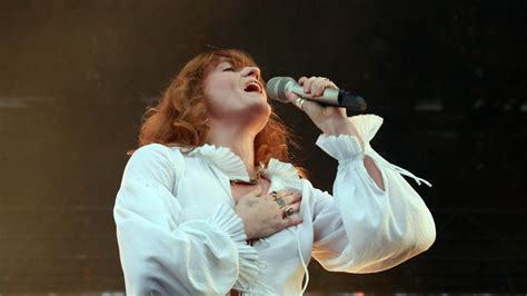 7 Amazing Florence & The Machine Live Performances That Prove Florence ...