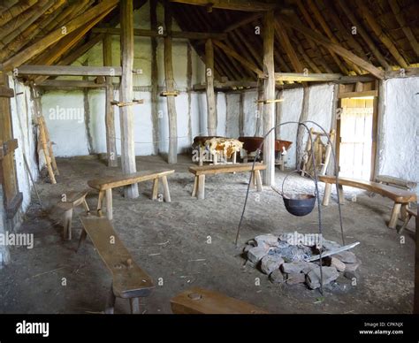 Ein mittelalterlicher Bauernhof Haus Interieur in The Museum der frühen ...