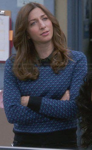 Gina Outfits on Brooklyn Nine-Nine at WornOnTV | Brooklyn nine nine, Gina linetti, Chelsea peretti