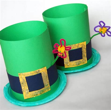 Easy Leprechaun Hats | AllFreeKidsCrafts.com