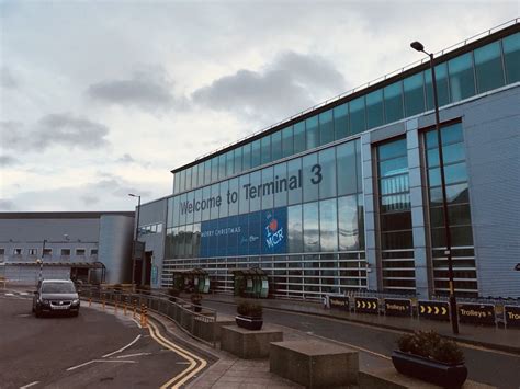 Manchester Airport Terminal 3 - 28 Photos & 25 Reviews - Airport Terminals - Domestic Approach ...