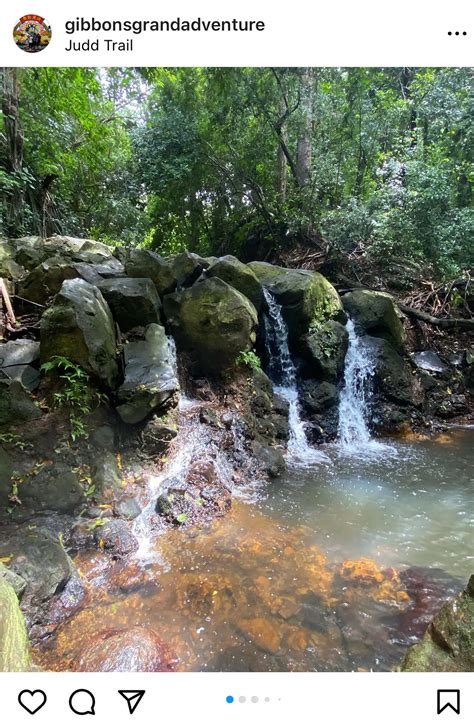 14 EPIC Hikes to Waterfalls in Oahu