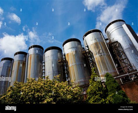 Burton upon trent brewery hi-res stock photography and images - Alamy