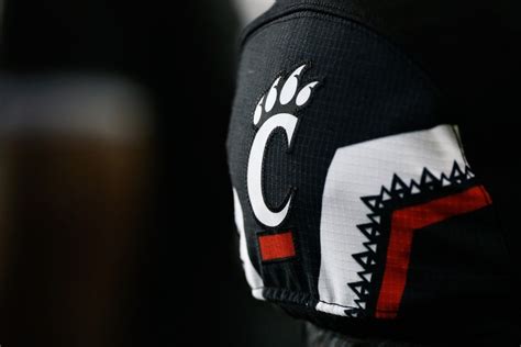 Cincinnati Bearcats Wallpapers - Wallpaper Cave