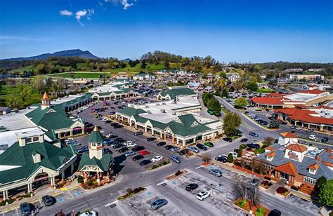 Take Your Girlfriends and Shop ‘Til You Drop in Sevierville - Sevierville, Tennessee