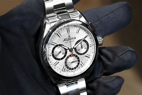 Alpina Introduces new in-house flyback chronograph | Professional Watches