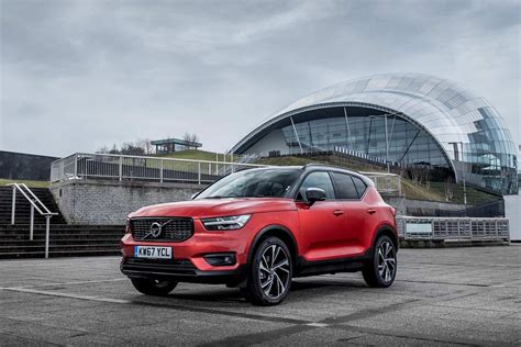 Volvo XC40 Front Quarter 2018 - AUTOBICS