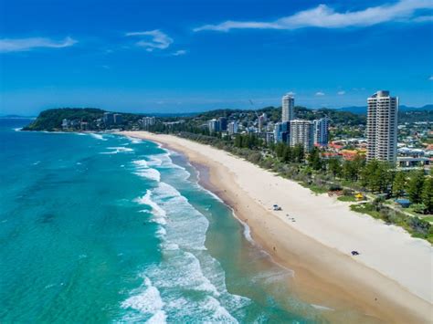 Burleigh Heads – Queensland Traveller