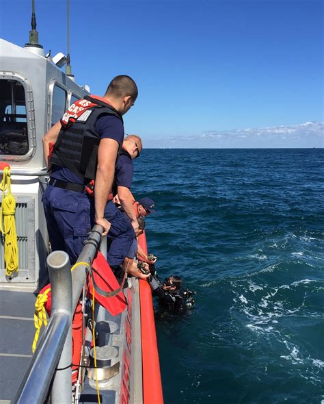 DVIDS - Images - Coast Guard boat crew rescues diver that left sinking ...