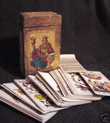 VINTAGE TAROT CARDS | #32310438