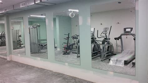 20 Photos Wall Mirrors for Home Gym