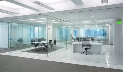 Office Partitions, Frameless glass partitions, glass meeting rooms