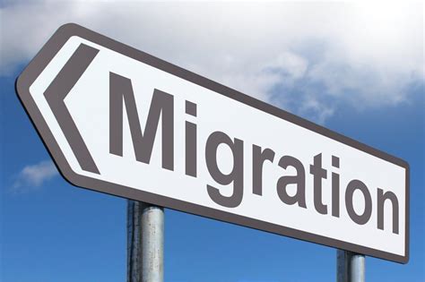 Migration - Free of Charge Creative Commons Highway Sign image