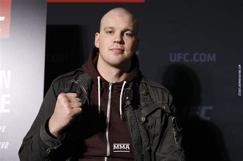 Stefan Struve explains decision to return to fighting: ‘I was just ...