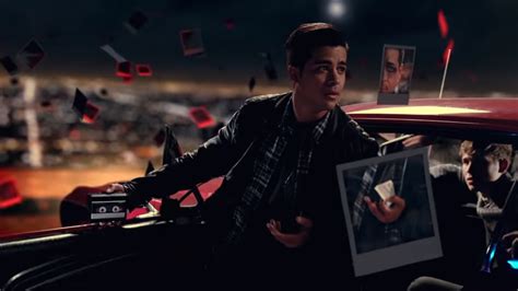 13 Reasons Why: Here's what season 2 trailer is hiding in those polaroids