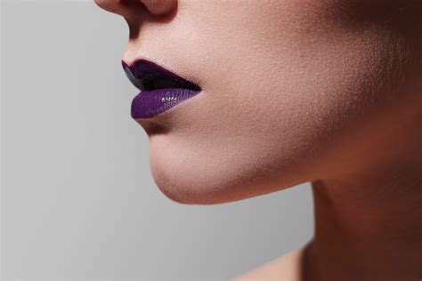 11 Plum Lipsticks That Look Good on Everyone | Plum lipstick, Lipstick, Lipstick shades