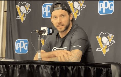 Letang Joins Family in Montreal After Father's Death