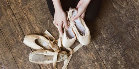 How to Practice Pointe Work Safely at Home