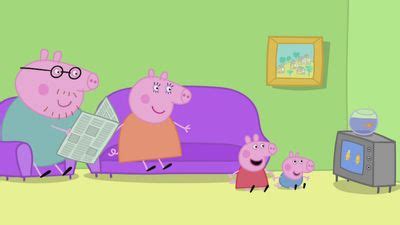 Watch Peppa Pig Season 8 Episode 9: Peppa Pig - Strawberries/Pizza ...