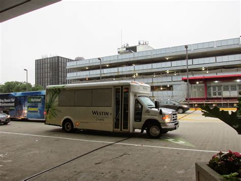 Eddie's Rail Fan Page: The Westin Hotels Ford airport shuttle mini bus at Chicago's O'Hare ...