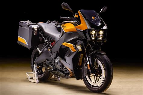 Top Sport Touring Motorcycles 2025 - Binnie Agnesse