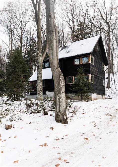 10 Charming Michigan Cabins to Escape to This Winter | Culture ...