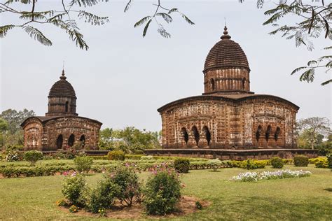 10 Top Tourist Places in West Bengal from Culture to Nature