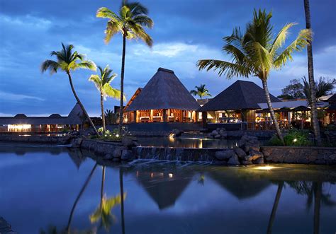 Four Seasons Resort Mauritius || Falcon Safaris